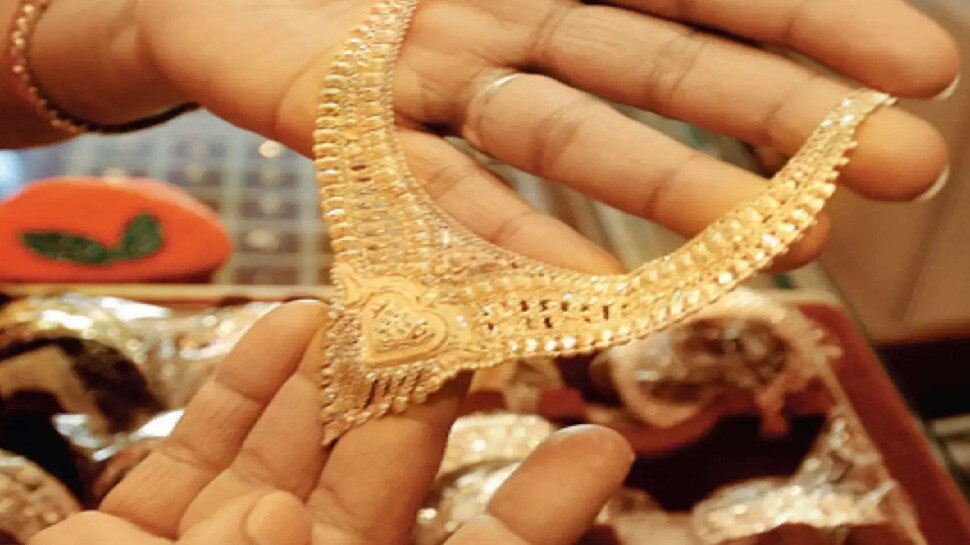 Gold Price Today, 07 September 2021: सोने की कीमतों में फिर आई सुस्ती! 8900 रुपये मिल रहा है सस्ता, जानिए चांदी का रेट