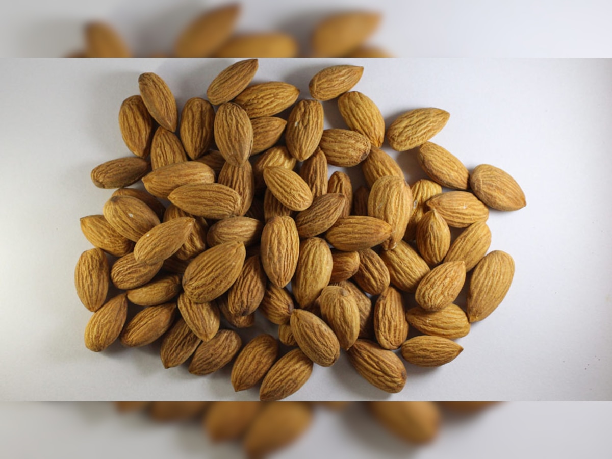 Benefits of Almonds: बादाम को खाने का क्या है सही तरीका? जानिए एक्सपर्ट्स की राय