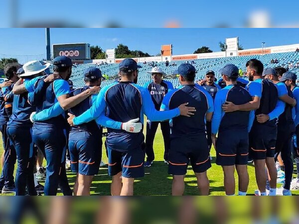 IND vs ENG: ସଙ୍କଟରେ ପଞ୍ଚମ ଟେଷ୍ଟ, କୋରୋନା ପଜିଟିଭ ହେଲେ ଟିମ୍ ଇଣ୍ଡିଆର ଆଉ ଜଣେ ସପୋର୍ଟ ଷ୍ଟାଫ୍