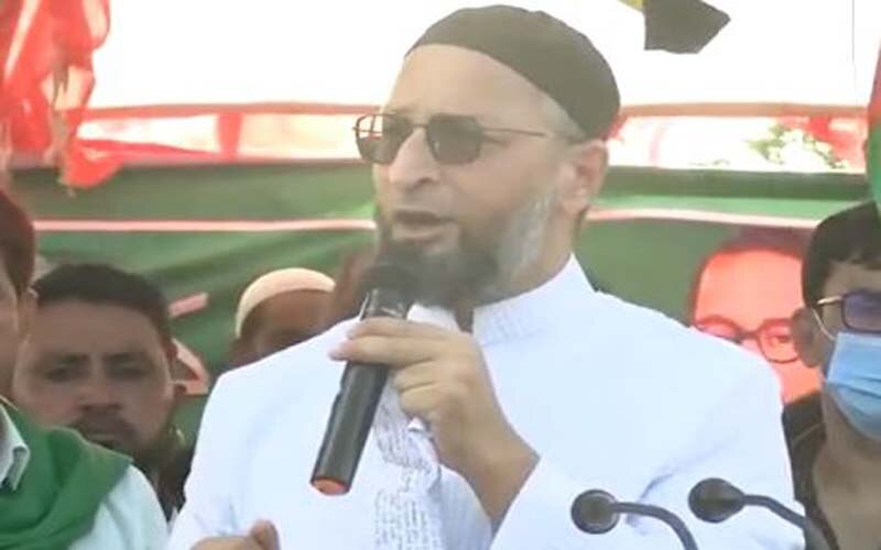 Barabanki में भड़काऊ भाषण देने पर फंसे ओवैसी, केस दर्ज, सीएम योगी को लेकर कही थी ये बात