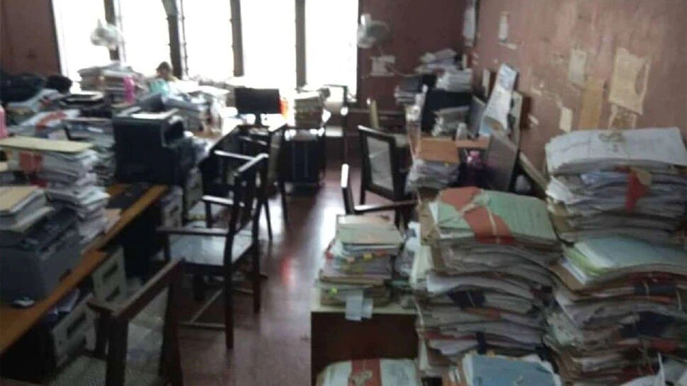 सरकारी कामों में लेट-लतीफ करने वालों पर होगा एक्शन, जा सकती है नौकरी; जानिए पूरी खबर