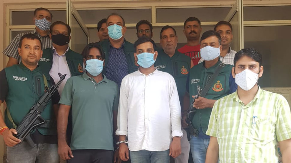 PAK में बने हथियार लेकर दिल्ली आया कुख्यात बदमाश, स्पेशल सेल ने किया गिरफ्तार