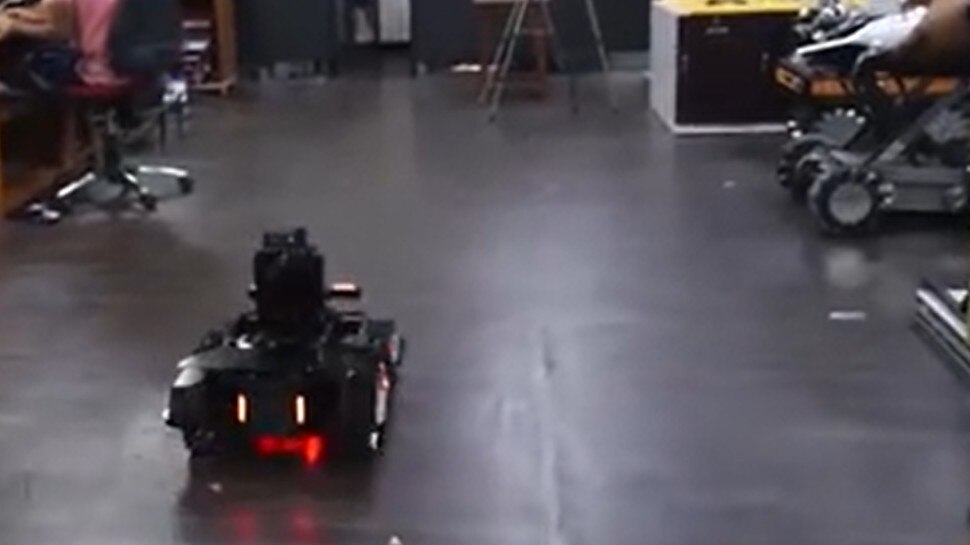 आईआईटी कानपुर ने बनाया फाइटर रोबोट, कर सकता है बॉर्डर की निगहबानी, जानें खासियत 
