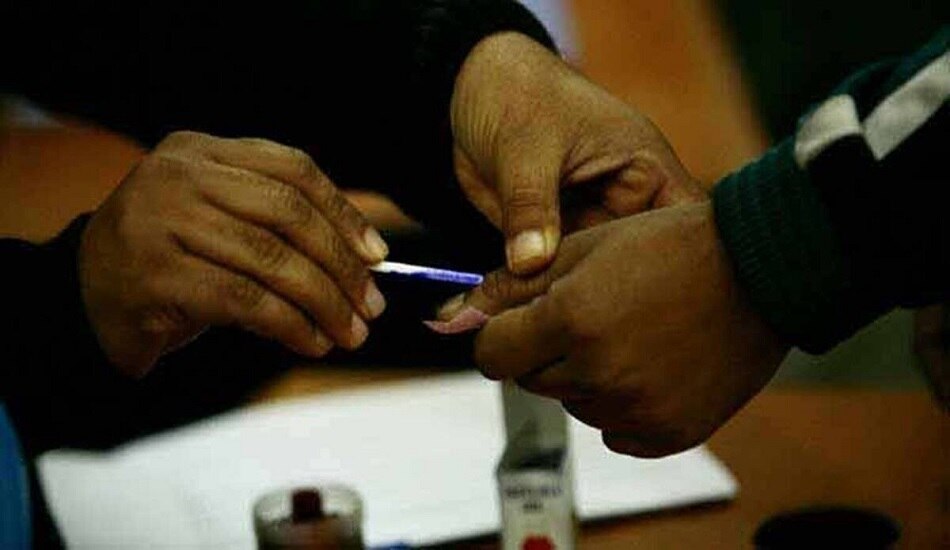Bihar Panchayat Election 2021: चुनाव में गड़बड़ी रोकने के लिए EC ने उठाया बड़ा कदम, EVM के प्रयोग में होगा ये बदलाव