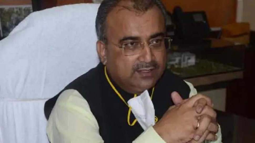 मंगल पांडेय बोले-अलर्ट है चिकित्सा विभाग. (फाइल फोटो) मंगल पांडेय बोले-अलर्ट है चिकित्सा विभाग. (फाइल फोटो)