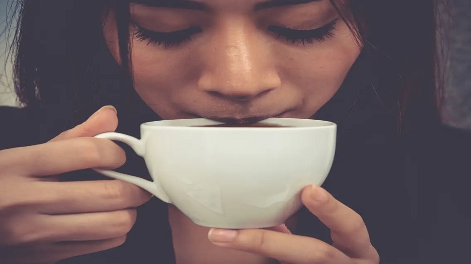 Health News: आज से ही छोड़ दें इस तरह चाय पीना, वरना झेलनी पड़ेगी ये दिक्कत Health News: आज से ही छोड़ दें इस तरह चाय पीना, वरना झेलनी पड़ेगी ये दिक्कत