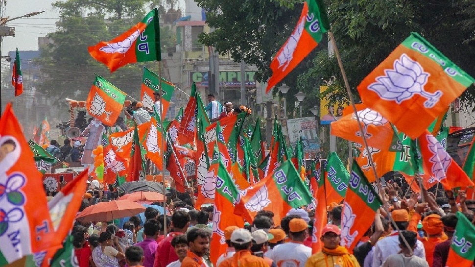 यूपी फतह करने मिशन मोड पर आई BJP, धर्मेंद्र प्रधान की लीडरशीप में 20 सितंबर से प्रदेश में काम पर लगेंगी टीमें