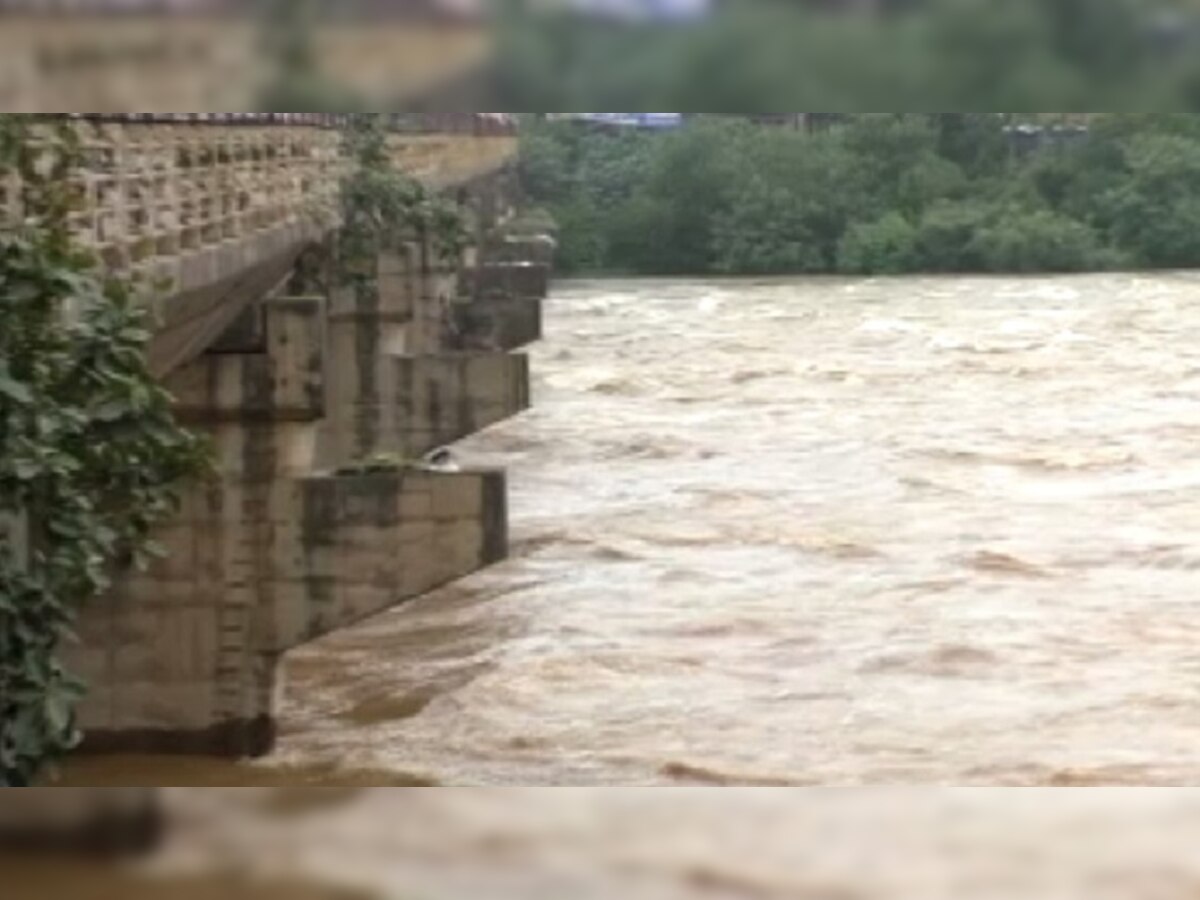 जमशेदपुर में बाढ़ का खतरा मंडराया.