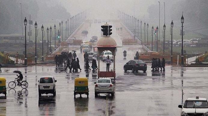 Delhi Weather Update: दिल्ली-एनसीआर में 23 सितंबर तक जारी रहेगी हल्की बारिश