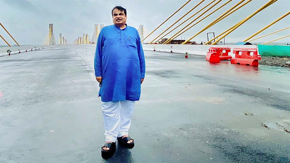 केंद्रीय मंत्री नितिन गडकरी को उनके VIDEOS के लिए यूट्यूब से हर माह मिलते है इतने लाख रुपये