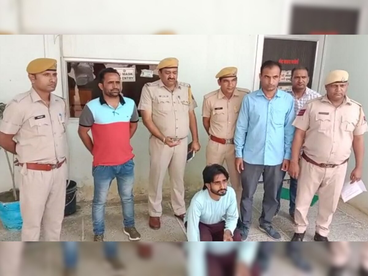 हिरासत में किए गए आरोपी को सौंपा गया पंजाब पुलिस को.