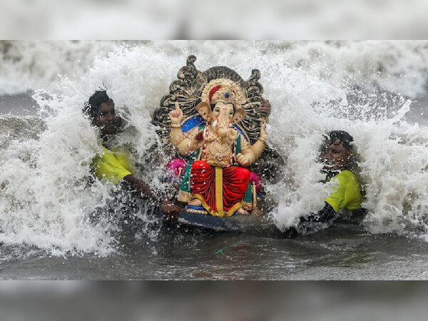 फोटो साभार: Reuters