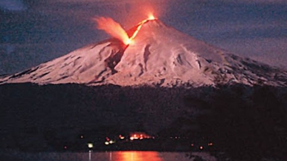 Villarrica Volcano, चिली