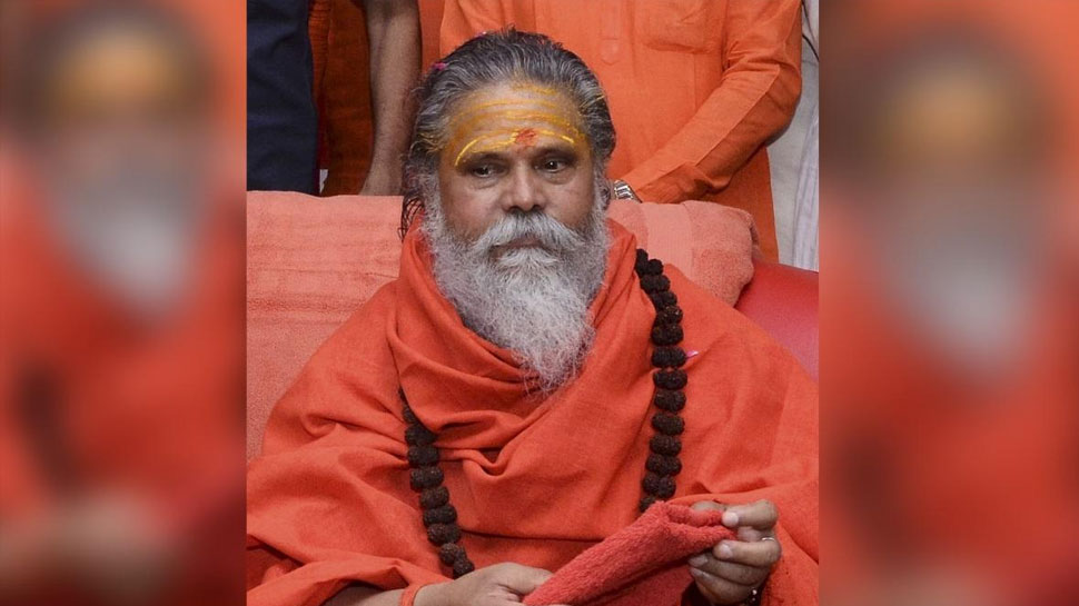 महंत नरेंद्र गिरि के सुसाइड नोट से हुए कई खुलासे (फाइल फोटो) महंत नरेंद्र गिरि के सुसाइड नोट से हुए कई खुलासे (फाइल फोटो)