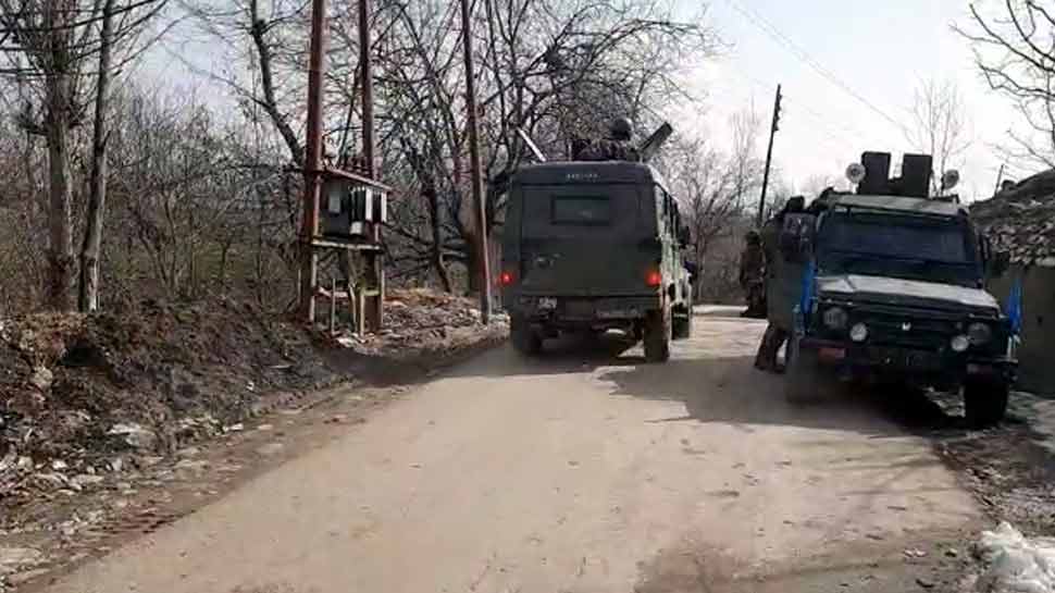 जम्मू-कश्मीर के शोपियां में सुरक्षा बलों को मिली सफलता, मुठभेड़ में मारा गया एक आतंकी