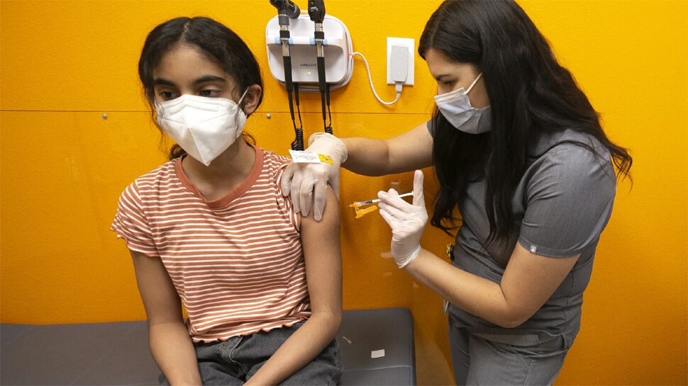 Corona Vaccine: 12 से 18 साल के बच्चों को इस महीने से लगेगा टीका, ये कंपनी लॉन्च करेगी वैक्सीन