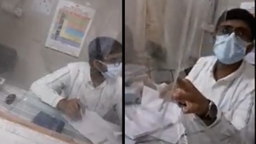 सरकारी डॉक्टर का Video Viral: मरीज से कहा- 'यहां ठीक से इलाज नहीं होगा, प्राइवेट में जाओ'