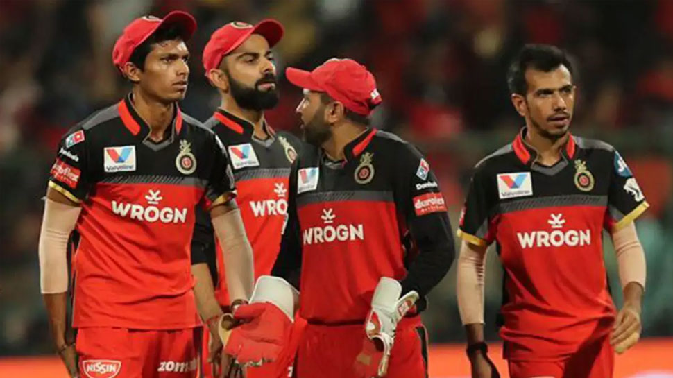 टीम इंडिया के इस खिलाड़ी पर टूटा दुखों का पहाड़, पिता का हुआ निधन टीम इंडिया के इस खिलाड़ी पर टूटा दुखों का पहाड़, पिता का हुआ निधन