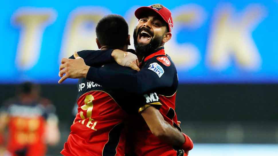 IPL 2021: Virat Kohli के इस गेंदबाज की धमाकेदार हैट्रिक, मुंबई के खिलाफ मचाया गदर