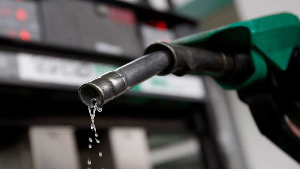 Petrol-Diesel Price Today: पेट्रोल-डीजल की कीमत में फिर लगी आग! लगातार दूसरे दिन बढ़े तेल के दाम, जानें लेटेस्ट रेट