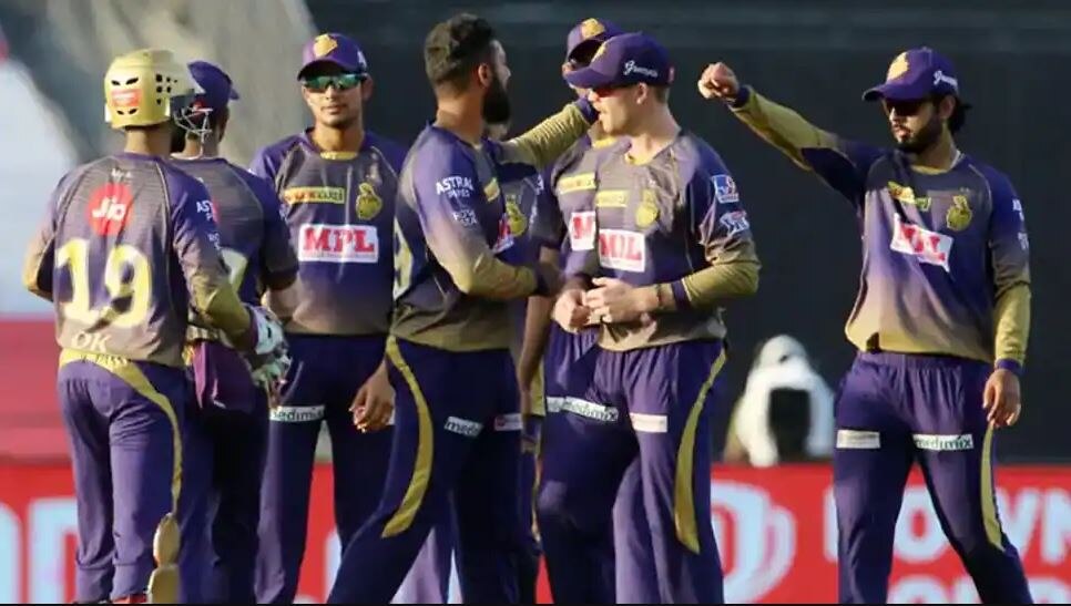 IPL 2021: KKR के ये स्टार स्पिनर हुए बुरी तरह ज़ख्मी, आईपीएल छोड़ कर लौटे देश
