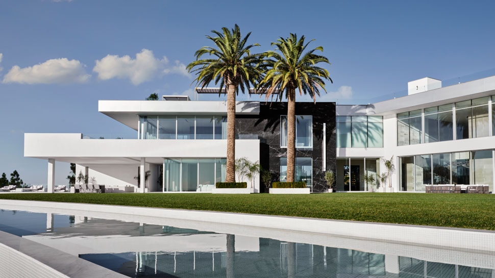 house built on the hills of california House built on the hills of california