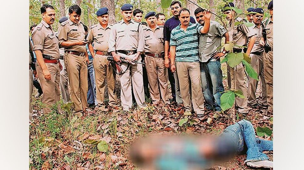 Dehradun Encounter Case: जब चौराहे पर युवक की SI से हुई बहस, पुलिस वालों ने सीने में उतार दी थीं 22 गोलियां