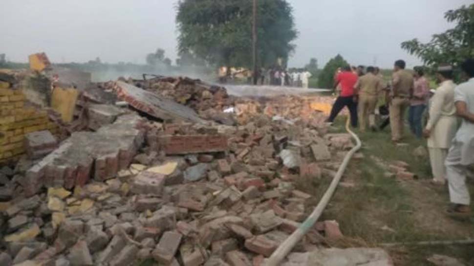 UP: शामली के कौराना में पटाखा फ़ैक्ट्री में विस्फोट, चार की मौत