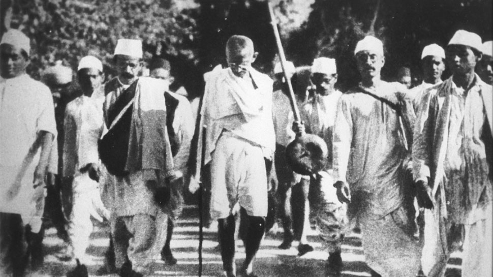 Gandhi Jayanti 2021 These pictures narrating the life of mahatma Gandhi see how Mahatma became a barrister | Gandhi Jayanti 2021: गांधी जी के जीवन को बयां करती ये 6 तस्वीरें, देखिये