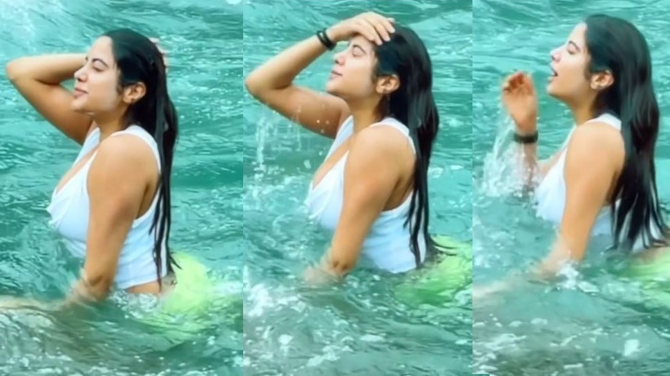 Janhvi Kapoor ने जंगल के बीच नदी में लगाई छलांग, Video में दिखी दिलकश अदाएं