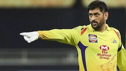 IPL में सालों बाद हुआ गजब, धोनी ने अपने फेवरेट प्लेयर को दिखाया बाहर का रास्ता