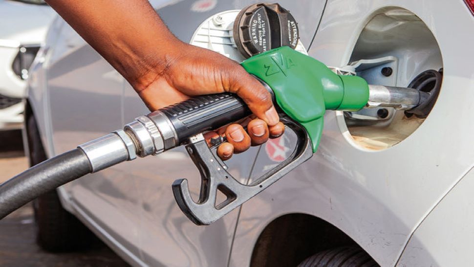 Petrol Diesel Price: 7 साल में सबसे महंगा हुआ कच्चा तेल! पेट्रोल-डीजल की कीमत में लगी आग, जानें नए रेट्स
