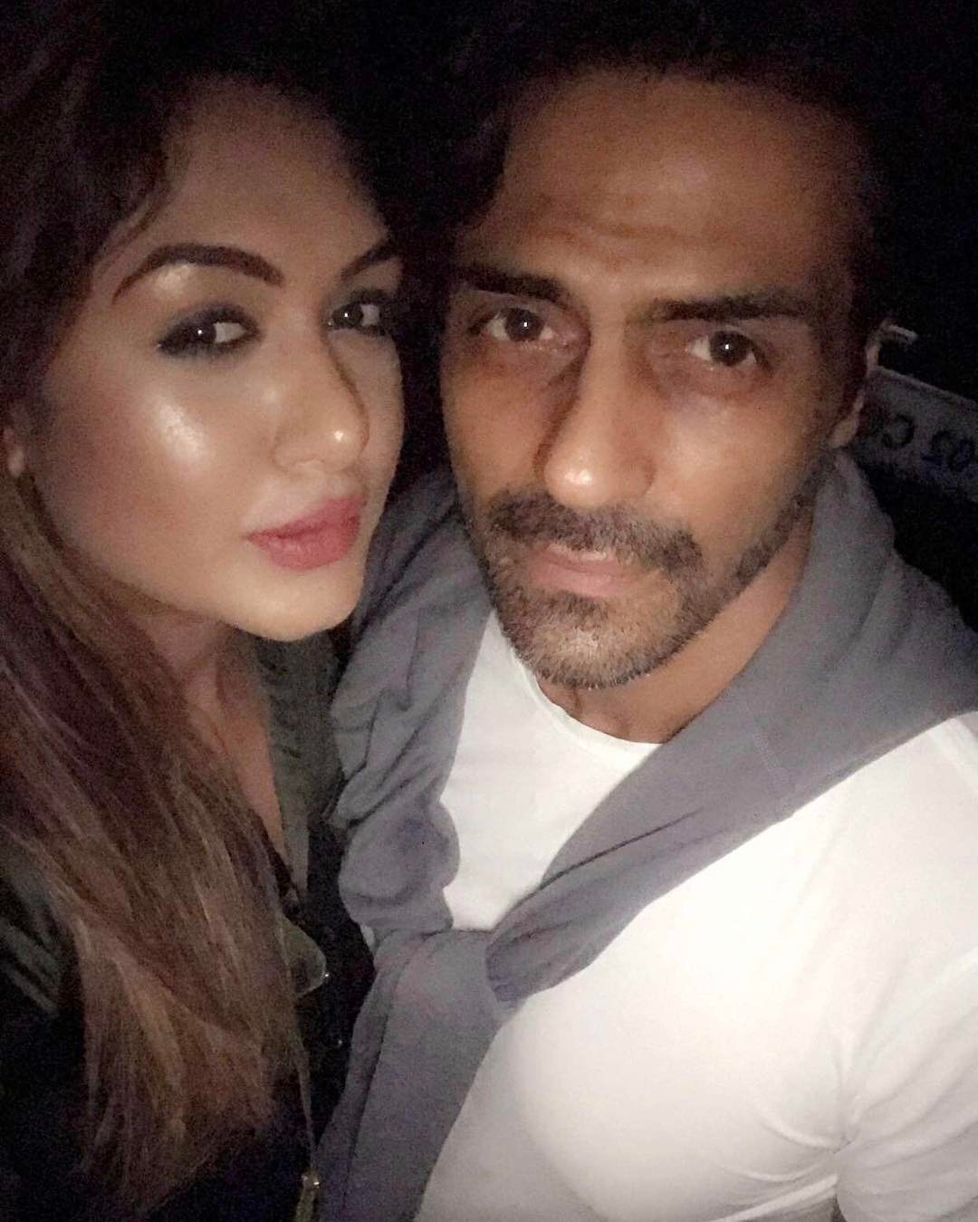 Munmun Dhamecha arrested by NCB along with Aryan Khan parties with varun dhawan arjun rampal and many more | कौन है Aryan Khan के साथ पकड़ी गई Munmun Dhamecha? बड़े-बड़े बॉलीवुड सेलेब्स