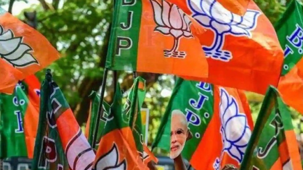 विपक्ष ने लगाया जोर लेकिन इस राज्‍य में कमल की 'आंधी' में उड़ी कांग्रेस, BJP का एकछत्र राज बरकरार