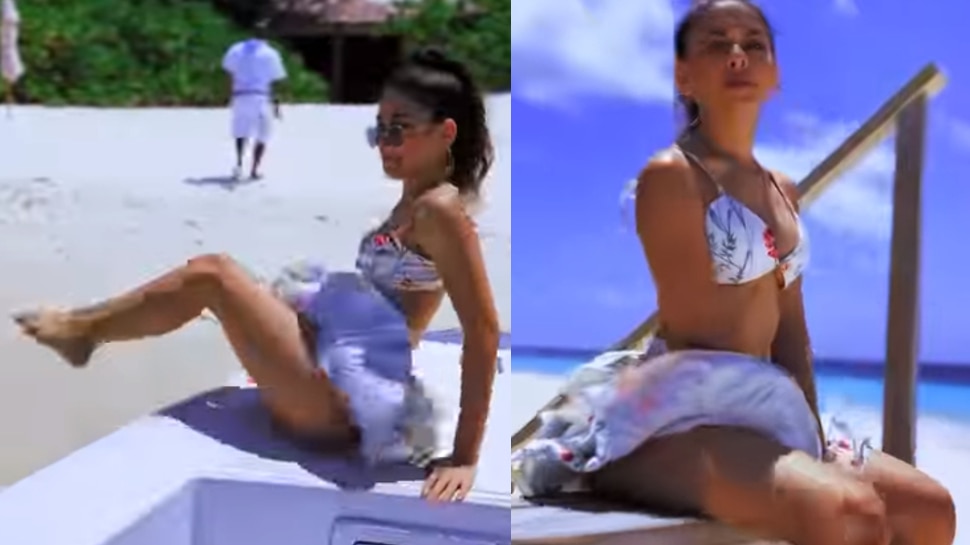 हवा में बार-बार उड़ती रही Alaya F की छोटी स्कर्ट, बाद में चेंज कर पहन ली बिकिनी हवा में बार-बार उड़ती रही Alaya F की छोटी स्कर्ट, बाद में चेंज कर पहन ली बिकिनी