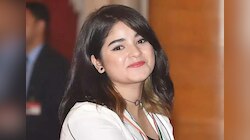 2 साल बाद कैमरे के सामने आईं Zaira Wasim, चेहरा देखने के लिए तरसे फैंस