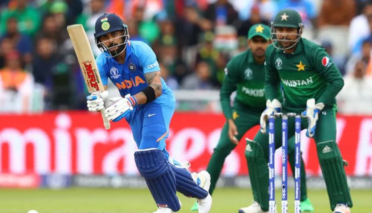 भारत-PAK के T20 वर्ल्ड कप मैच से पहले भिड़े ये 2 दिग्गज, विराट कोहली को लेकर थी बात