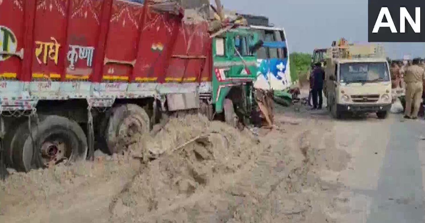 Barabanki Accident: ट्रक-बस की टक्कर में 13 लोगों की मौत, 30 से ज्यादा घायल