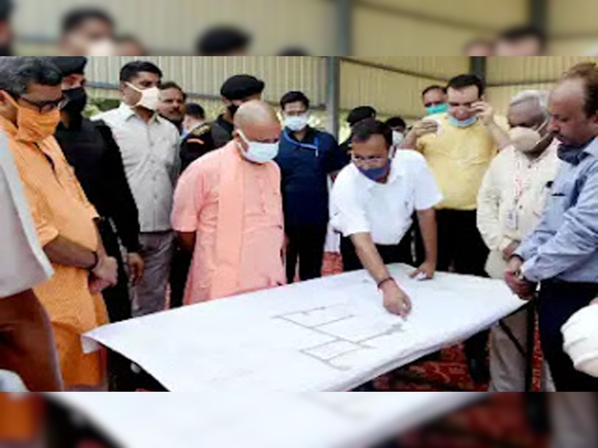 वाराणसी: CM योगी ने शहंशाहपुर स्थित विशाल गौशाला में स्थापित किये जा रहे बायोगैस प्लांट का किया निरीक्षण 