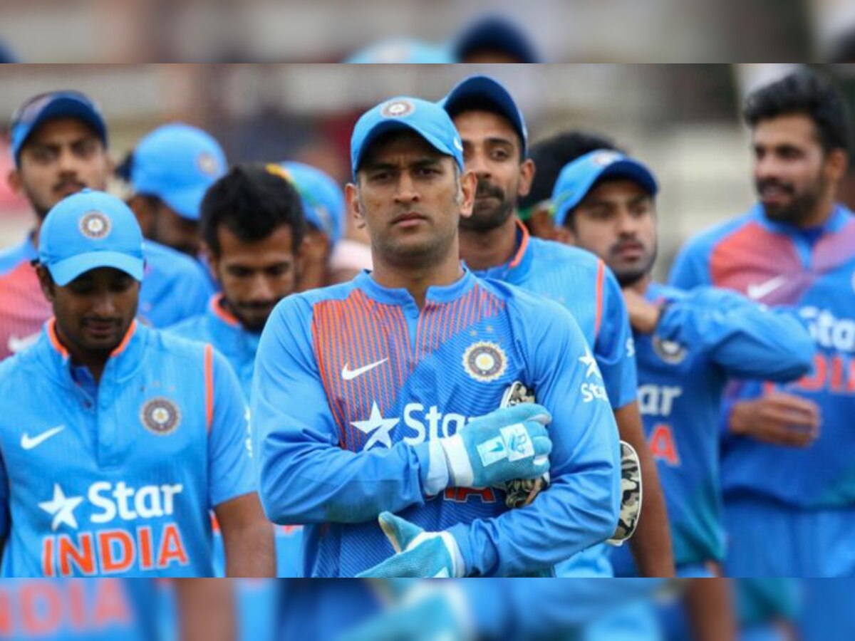 MS Dhoni With Team India 