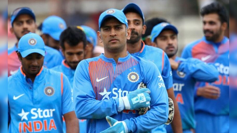 धोनी के संन्यास के बाद ही तबाही के करीब पहुंचा इस क्रिकेटर का करियर, कभी था मैच विनर