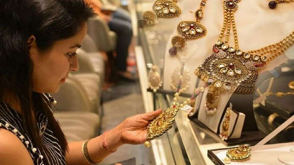 Gold-Silver Price Today: त्योहारी सीजन में करनी है सोने-चांदी की खरीदारी तो जल्दी करें तैयारी, हो सकता है महंगा