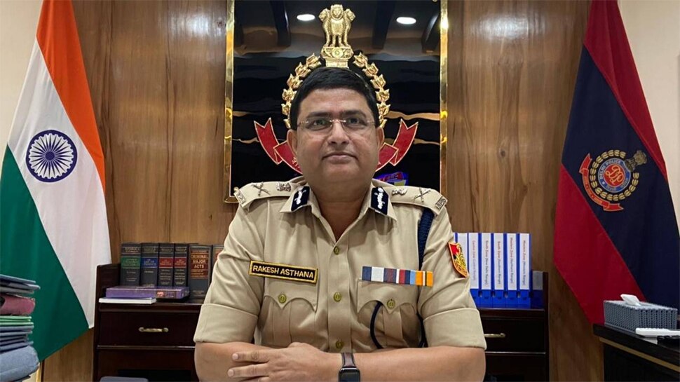 दिल्ली पुलिस कमिश्नर राकेश अस्थाना को हाई कोर्ट से बड़ी राहत, दायर सभी याचिकाएं खारिज