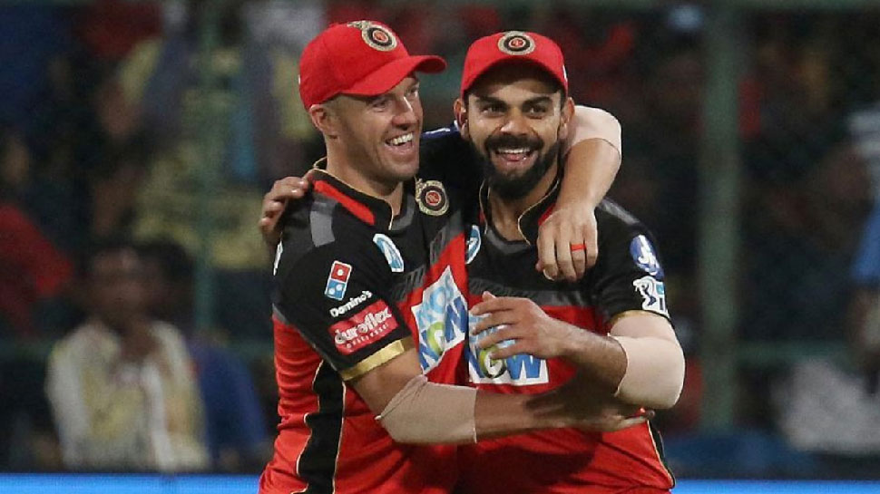 IPL: अगले साल टूटेगी विराट-डिविलियर्स की जोड़ी? RCB इन 3 खिलाड़ियों को कर सकती है रिटेन