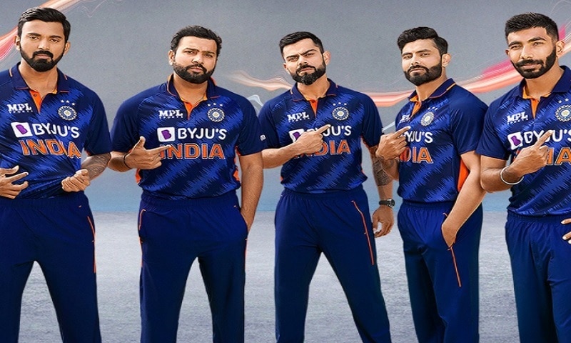 T20 World Cup: नये अंदाज में नजर आएगी टीम इंडिया, लॉन्च की गई नई जर्सी