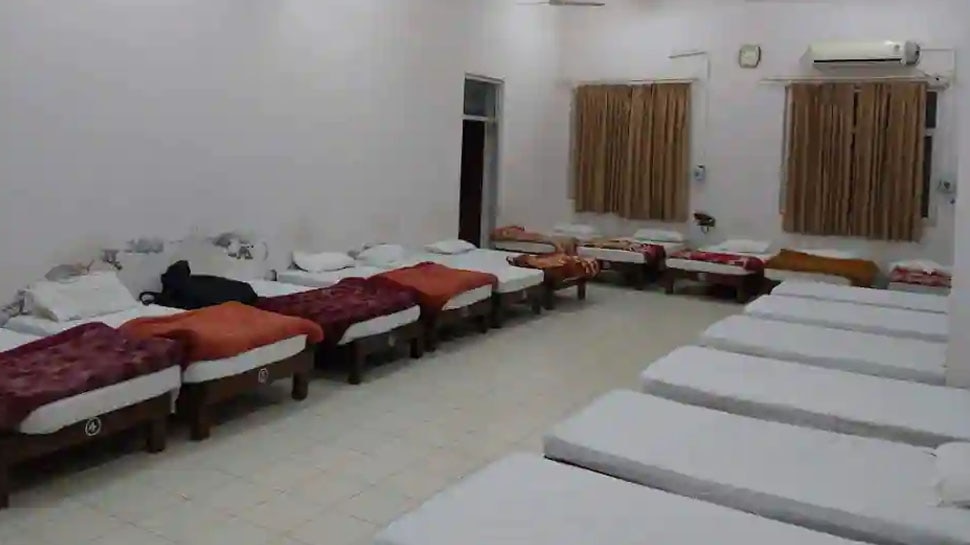चढ़ाई से पहले बुक करवाएं बेड फैसिलिटी Book a bed facility before climbing
