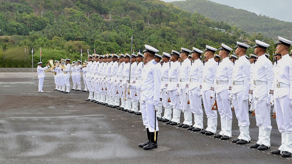 Governmnet Job: Indian Navy में निकली 10वीं पास के लिए भर्ती, मुफ्त करें अप्लाई