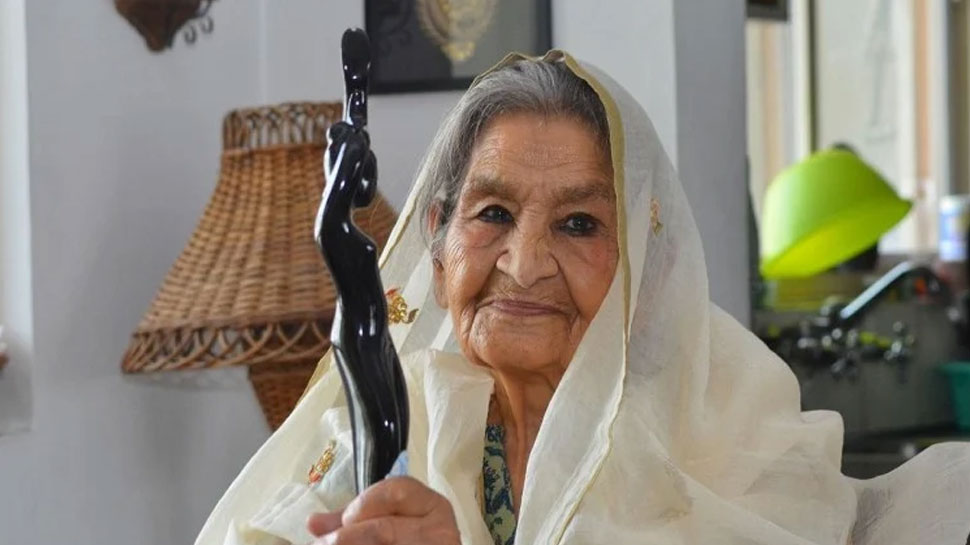 Actress Farrukh Jaffer, who played Fatima Begum in the film Gulabo Sitabo, died at the age of 89 | ‘गुलाबो सिताबो’ की ‘फातिमा बेगम’ नहीं रहीं, उमराव जान में भी निभाई थी भूमिका