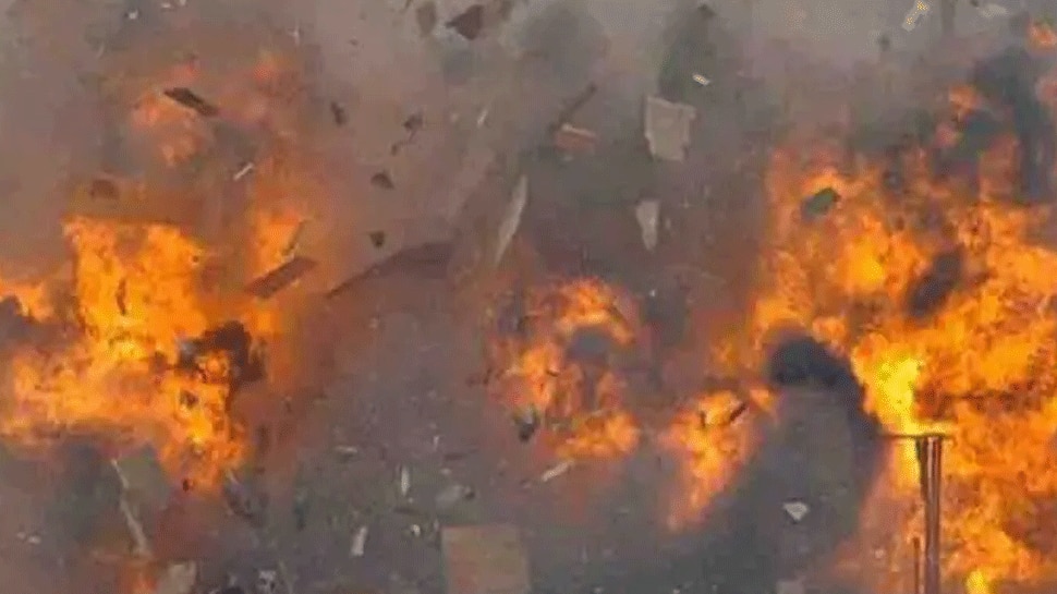 Raipur Blast: रायपुर रेलवे स्टेशन में धमाका, CRPF के 6 जवान ज़ख्मी
