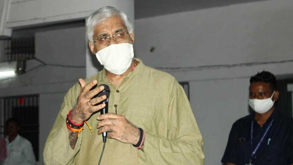CG politics: टीएस सिंहदेव दिल्ली रवाना, कांग्रेस के बड़े नेताओं से होगी मुलाकात